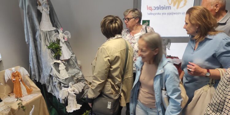 Mielec: Po dwóch latach podsumowały swoją twórczą pracę…
