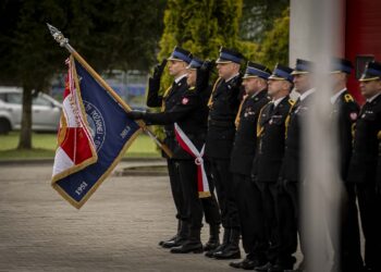 Nisko: W komendzie powiatowej świętowali Dzień Strażaka