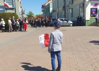 Tarnobrzeg. Uroczystości 3 maja. Mieszkańcy wspólnie świętują