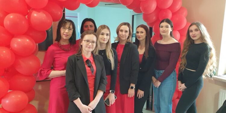 Tarnobrzeg. Krew darem życia. Wiosenna „Wampiriada” przyciągnęła niemal 100 osób
