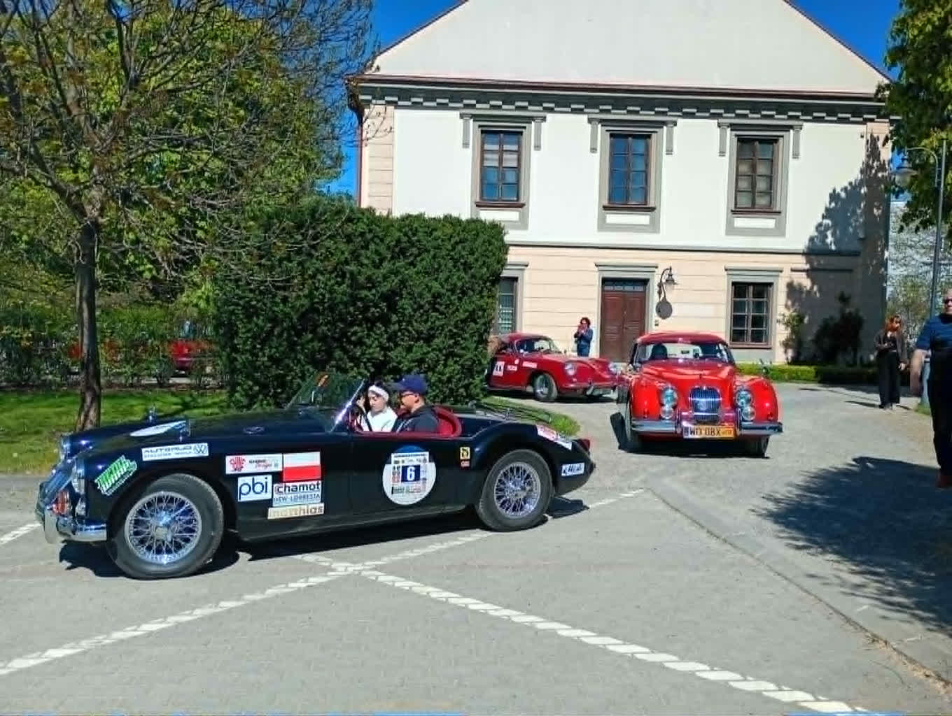 automobil-zab26po44.jpg