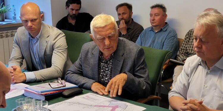 Sandomierz: Wracają budzące kontrowersje plany dewelopera dotyczace budowy bloków na terenach zielonych
