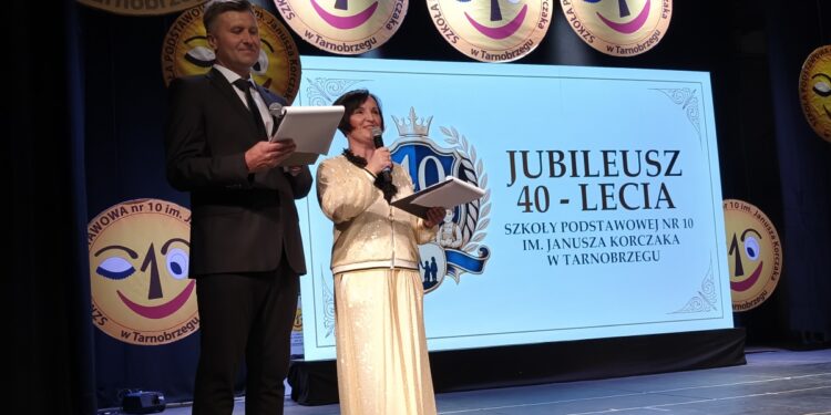 Tarnobrzeg. Rubinowy jubileusz „dziesiątki”.