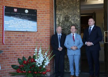 Mielec: Odsłonięcie tablicy memoratywnej pamięci mieleckich sędziów…