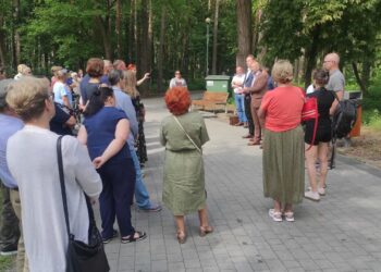 Mielec: Park ma zostać parkiem…