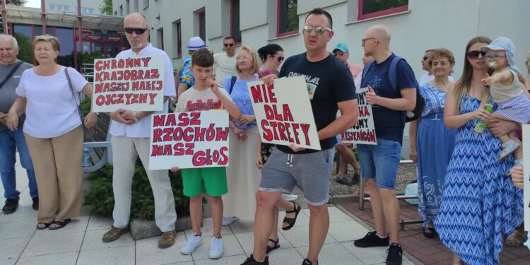 Mielec: Mieszkańcy Osiedla Rzochów mówią NIE !