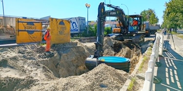 Stalowa Wola: Inwestycje w odwodnienie ograniczą zalewanie ulic
