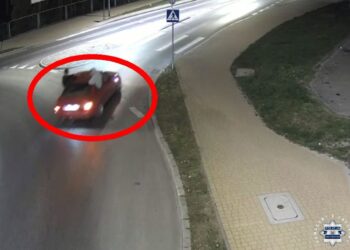 Sandomierz: Brawura 18-latka nagrana przez kamery. Stwarzał zagrożenie dla siebie i innych