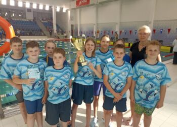 Tarnobrzeg: I miejsce UKS „Delfin” Tarnobrzeg w klasyfikacji Drużynowej w śród 11-latków III miejsce w klasyfikacji medalowej w Mielcu
