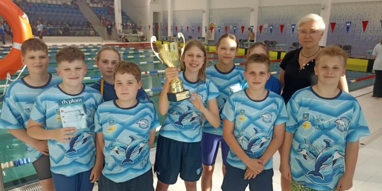 Tarnobrzeg: I miejsce UKS „Delfin” Tarnobrzeg w klasyfikacji Drużynowej w śród 11-latków III miejsce w klasyfikacji medalowej w Mielcu