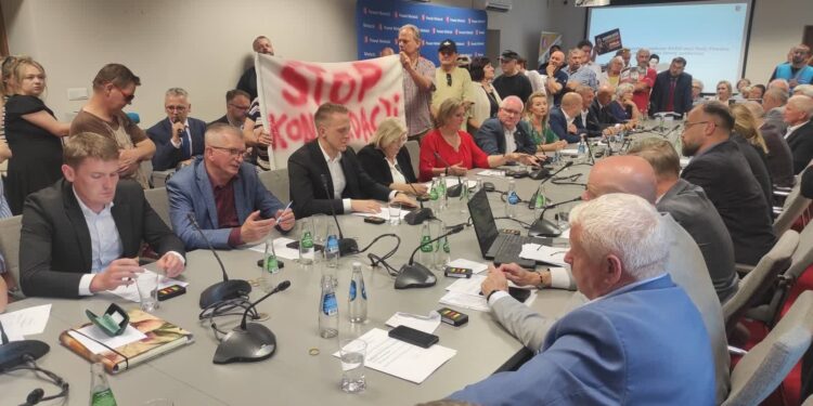 Mielec: Pierwszy krok w stronę konsolidacji…