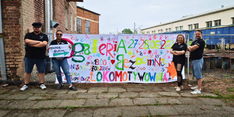Dębica: Kolej na sztukę! Rusza 12. Galeria Bezdomna w Dębicy