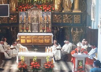 Tarnobrzeg. Historyczna procesja i dziękczynienie za 350 lat dominikanów