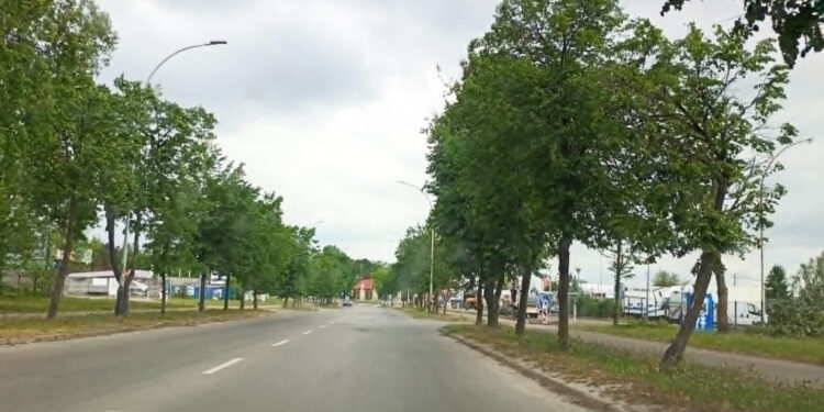 Stalowa Wola: Ruszyły prace związane z odwodnieniem ulicy Niezłomnych