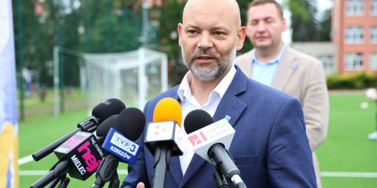Mielec: Modernizacja boisk Gryf Mielec – zakończona!