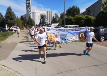 Tarnobrzeg. Biegną na Jasną Górę. Po raz 30.