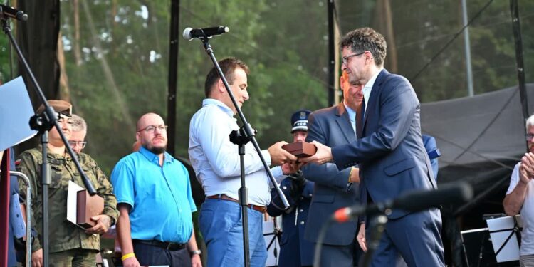 Kolbuszowa: Został uhonorowany Medalem im. Rodziny Ulmów „Ratującym Życie”