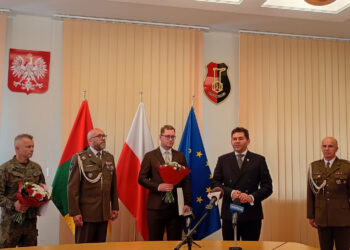 Stalowa Wola: W dawnym budynku Dyrekcji wręczono patenty oficerskie