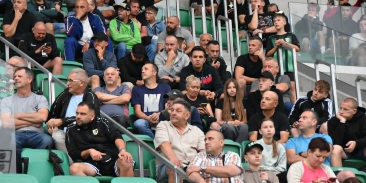 Stalowa Wola: Biznesmeni z USA i Monako chcą kupić klub Stal Stalowa Wola