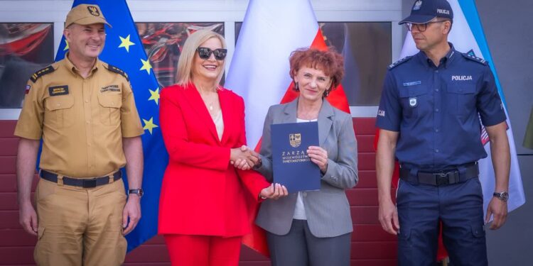 Sandomierz, Opatów, Staszów: Świętokrzyscy uczniowie poznają nowoczesne, skuteczne metody działania i reagowania w obliczu katastrof, klęsk żywiołowych, kryzysów