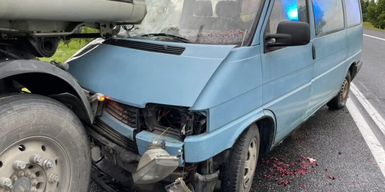 Piaseczno: Poranne zdarznie na DK9 – jedna osoba trafiła do szpitala