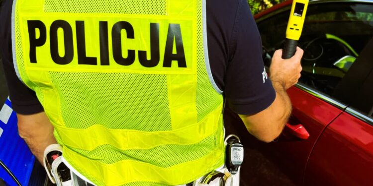 Gorzyce: Wjechał ciężarówką na teren zakładu. Miał ponad promil alkoholu