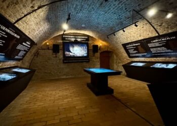 Sandomierz: „Miasto, które mogło zginąć”. Nowa wystawa w sandomierskich podziemiach