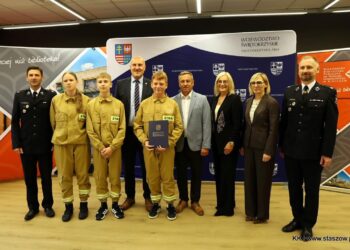 Staszów: Młodzi strażacy z dofinansowaniem na rozwój