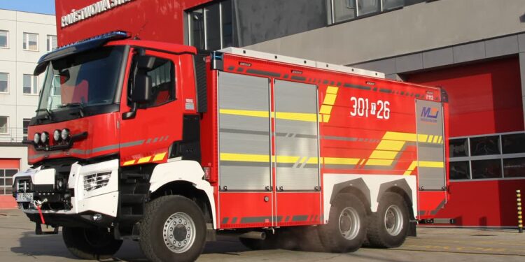 Ożarów: Strażacy znaleźli ciało 80-letniej kobiety