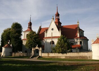 Dwikozy: Milionowe wsparcie dla zabytku w Górach Wysokich