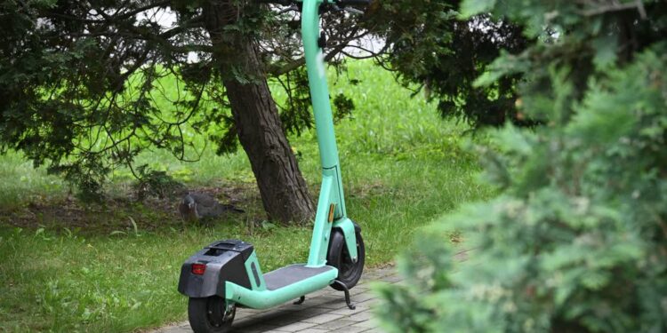 Tarnobrzeg/Opatów: Użytkownicy hulajnóg elektrycznych na celowniku policji