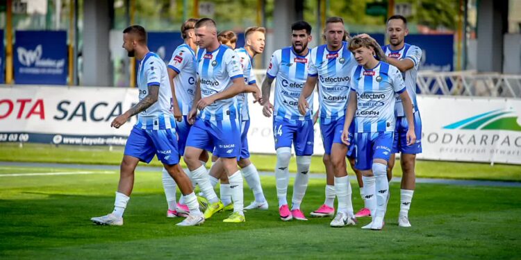 Mielec: Pierwsza wygrana u siebie…