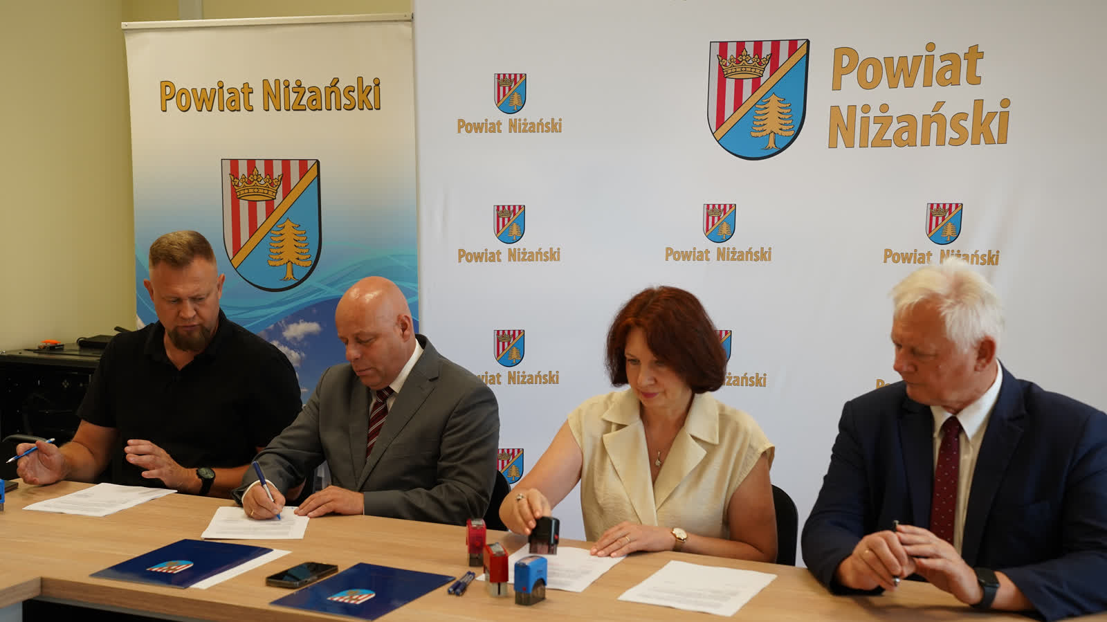 nisko-kustrawa-um.jpg