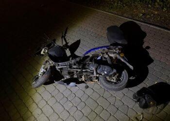 Połańiec: Motorowerzysta uciekał przed policją, trafił do szpitala