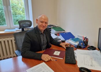 Robert Chrząstek, naczelnik Wydziału Organizacji i Partycypacji Społecznej Urzędu Miasta Tarnobrzega.