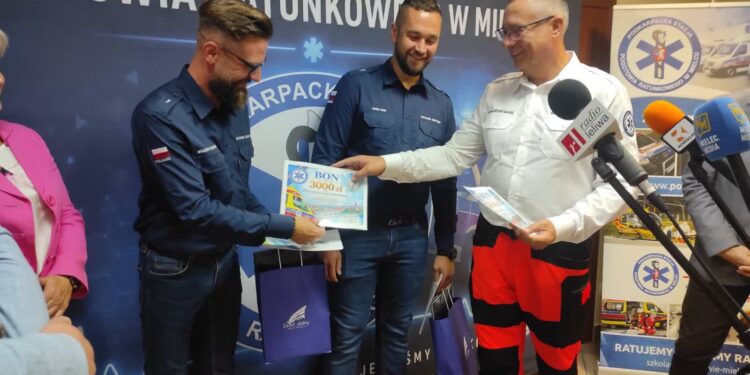 Mielec: Srebrny sukces mieleckich ratowników medycznych.