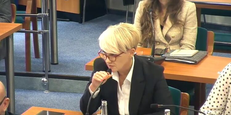 Mielec: Aby rozwiać tajemnice miejskiej stacji paliw….