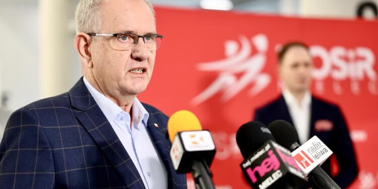 Mielec: Poseł Kapinos  na  nowym miejscu w sali posiedzeń sejmu…