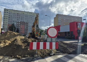 Stalowa Wola: Zamknięta dla ruchu droga z dojazdem do KFC i stacji paliw „MOL”