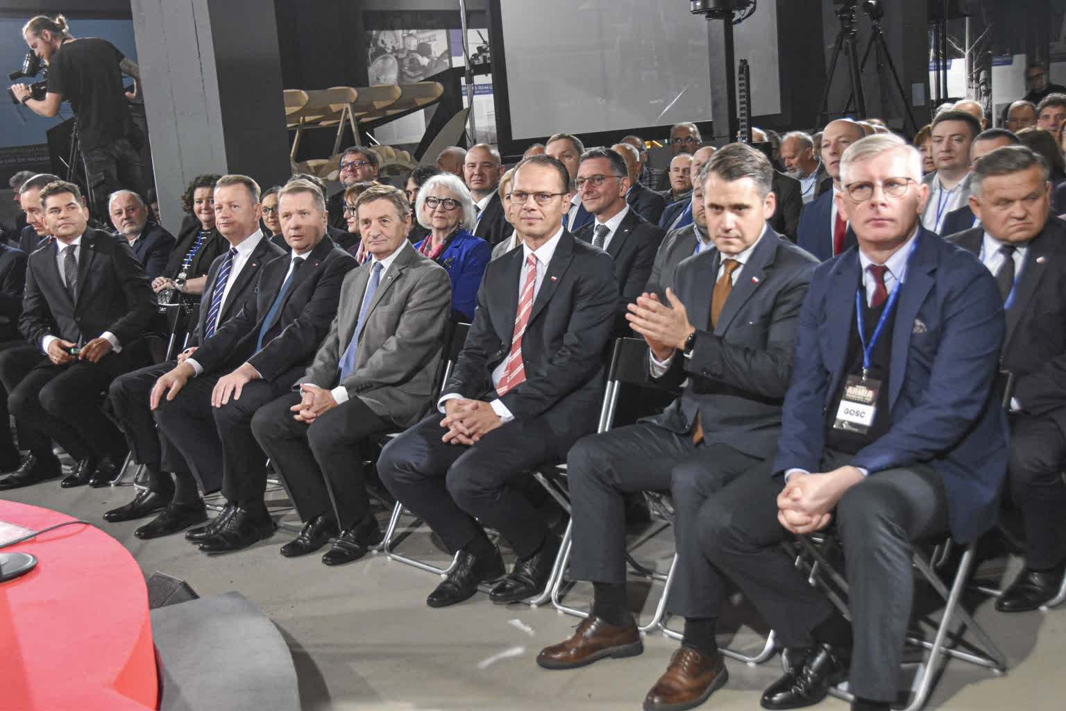 pis-kon1.jpg