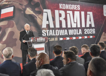Stalowa Wola: Rozmowy o bezpieczeństwie Polski. Kaczyński, Czarnek i Błaszczak na Kongresie Armia