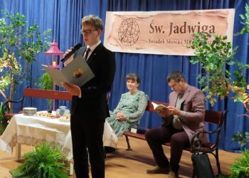 Sandomierz: Dzień Lipy Czarnoleskiej otworzył siódmą edycję pikniku literackiego „Psalmoteka 2026”