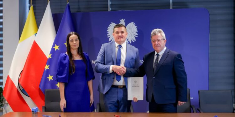 Obrazów: Ponad milion sto tysięcy złotych na bezpieczniejsze drogi w gminie