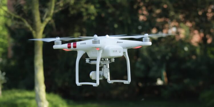 Wydrza: Dron ćwiczebny norweskiego wojska spadł na pole