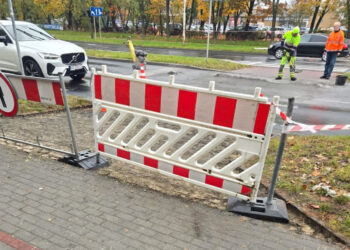 Stalowa Wola: Przejścia na ulicy KEN przed wiaduktem i za wiaduktem są likwidowane