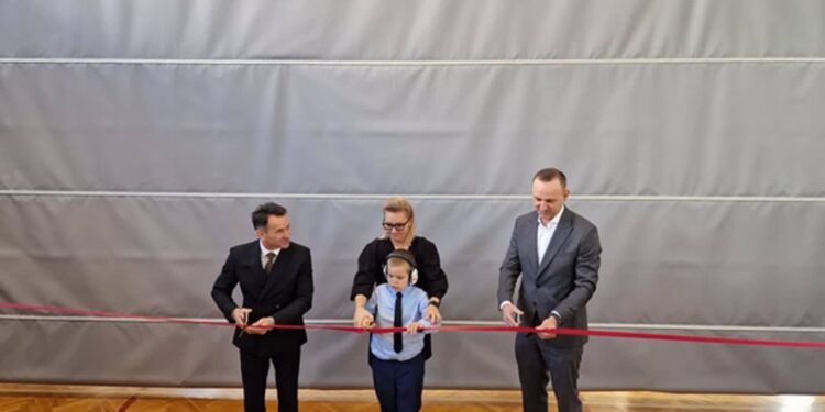 Tarnobrzeg. Cichsza sala gimnastyczna i większy komfort uczniów. Fenix Metals wsparła Zespół Szkół Specjalnych