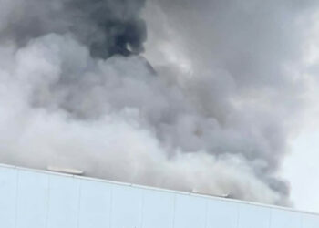 Stalowa Wola: Dziś rano doszło do pożaru hala jednego z zakładów aluminiowych na strefie przemysłowej