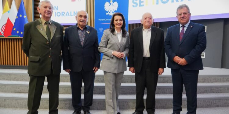 Świętokrzyskie: Nowe świadczenie dla seniorów