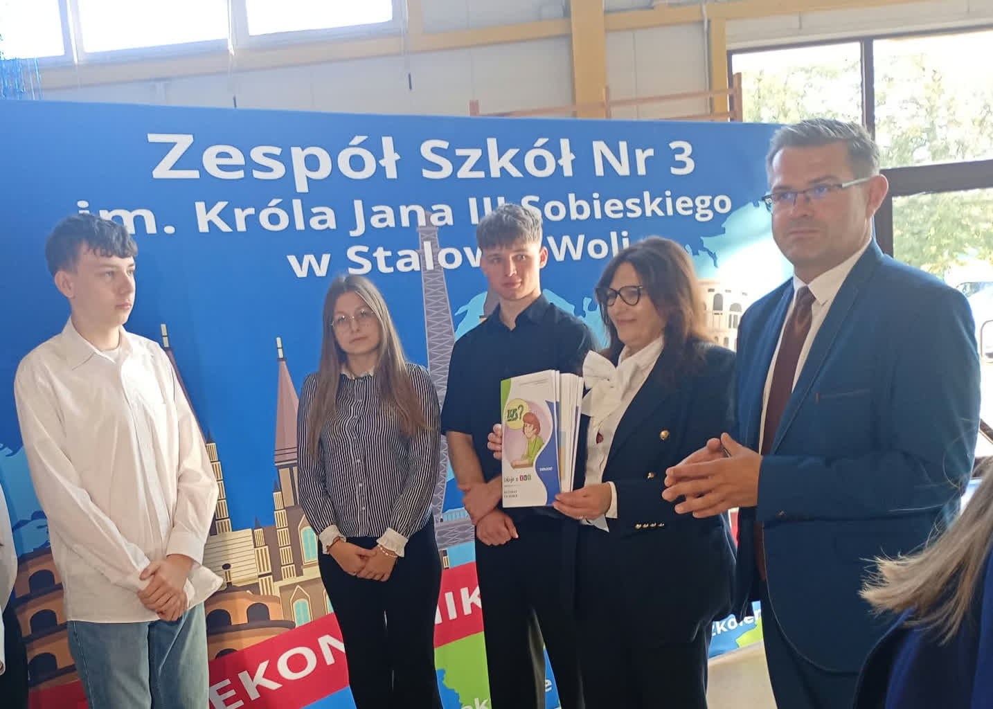 zs3-zus4.jpg